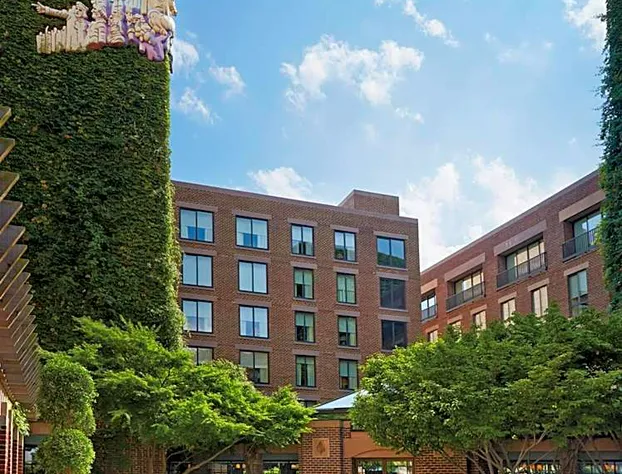 Four Seasons Hotel Washington DC hotel detail image 3