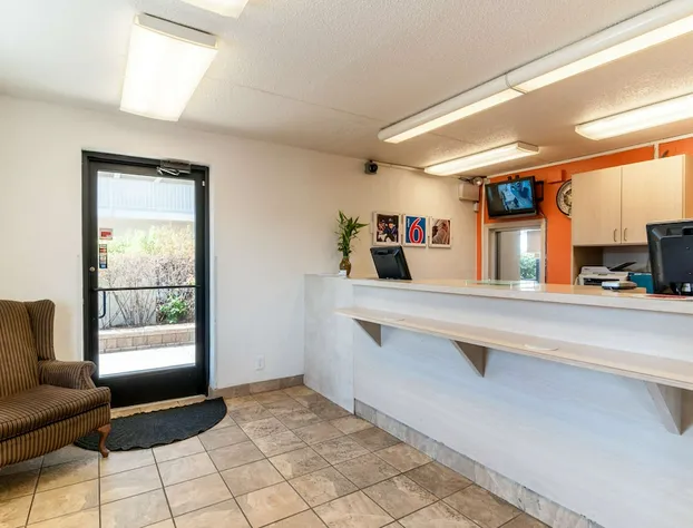 Motel 6 Farmington Hills, MI - Northwest - Farmington Hills hotel detail image 3