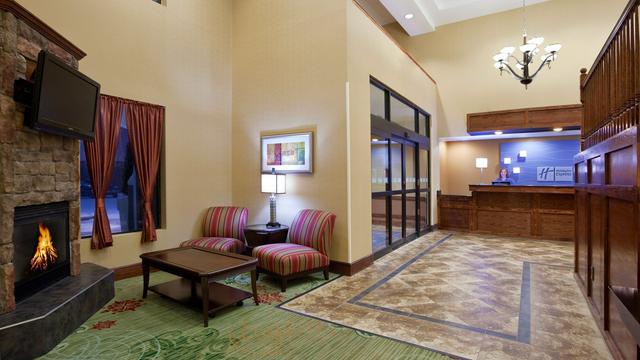 Holiday Inn Express Hotel & Suites Cleveland-Streetsboro, an IHG Hotel hotel detail image 3