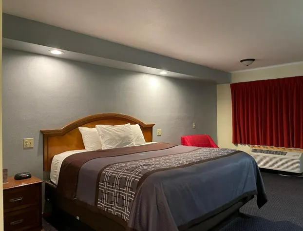 Campus Inn Motel hotel detail image 2