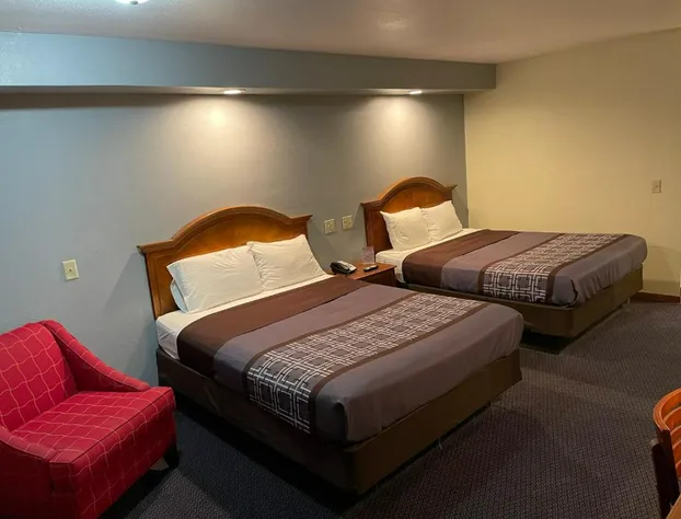 Campus Inn Motel hotel detail image 3