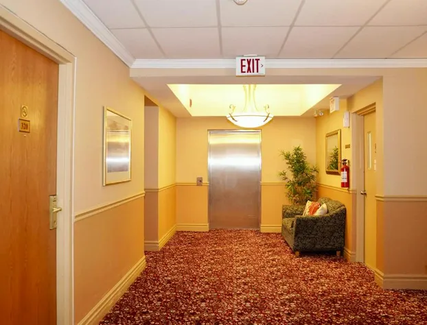 Glengate Hotel & Suites hotel detail image 4