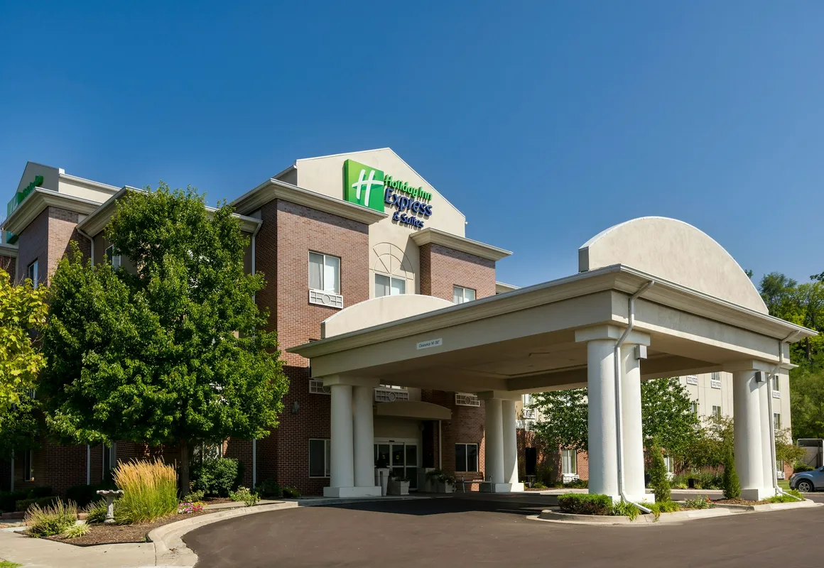 Holiday Inn Express Hotel & Suites Independence-Kansas City by IHG hotel hero