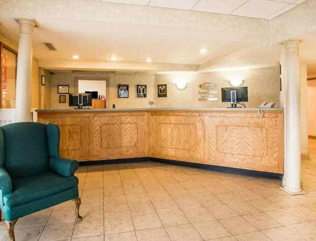 Econo Lodge And Suites Shamokin Dam - Selinsgrove hotel detail image 3