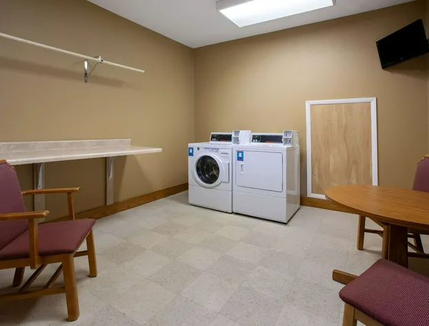 Baymont by Wyndham Franklin hotel detail image 4