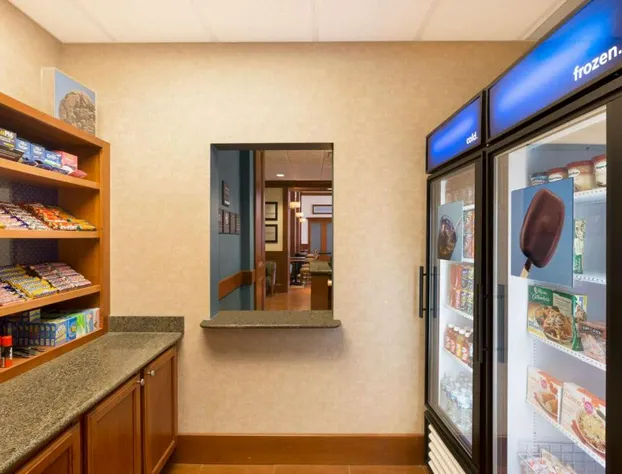 Hampton Inn & Suites Detroit/Chesterfield Township hotel detail image 2