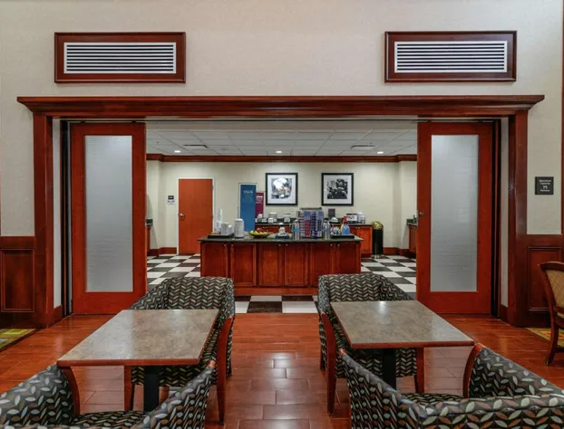 Hampton Inn & Suites Detroit/Chesterfield Township hotel detail image 3