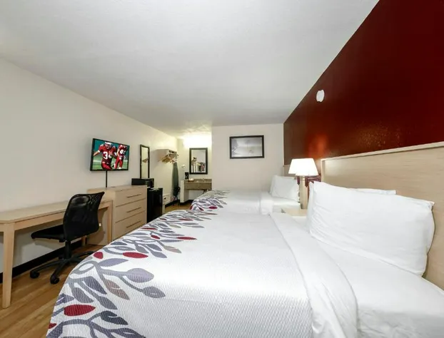 Red Roof Inn Ft. Myers hotel detail image 3