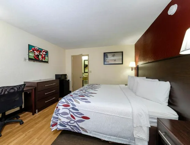 Red Roof Inn Ft. Myers hotel detail image 4