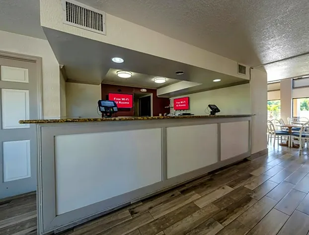 Red Roof Inn Ft. Myers hotel detail image 3