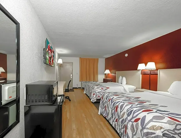 Red Roof Inn Ft. Myers hotel detail image 4