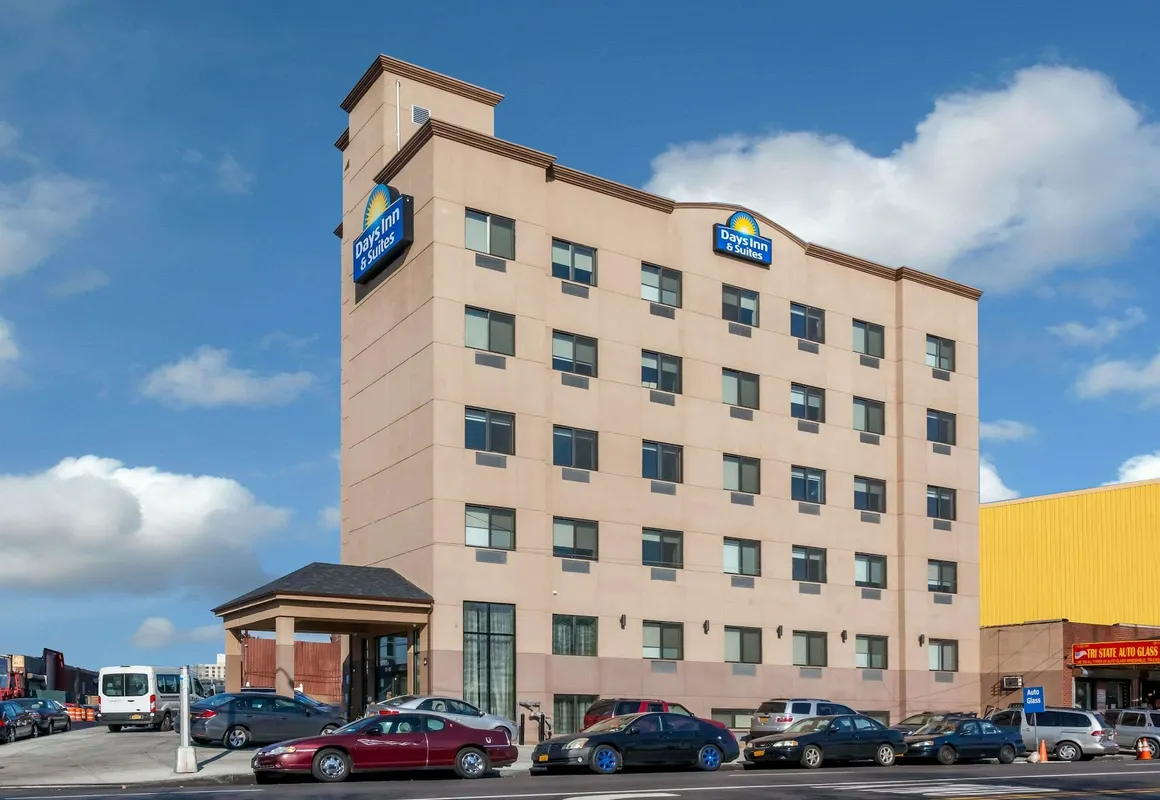 Days Inn & Suites by Wyndham Jamaica JFK Airport hotel hero