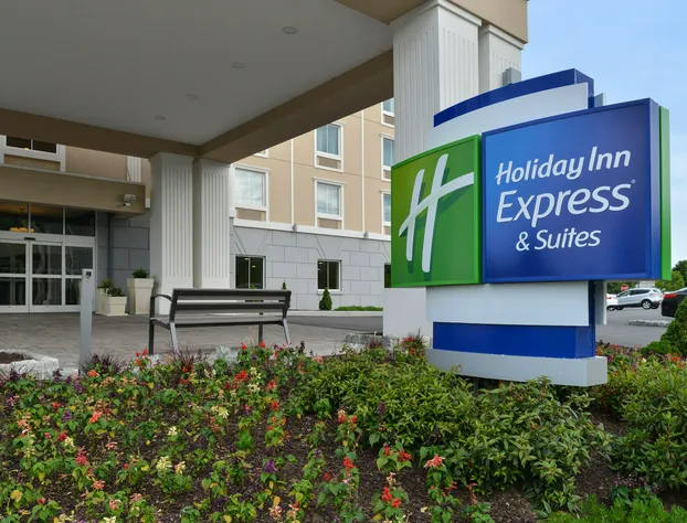 Holiday Inn Express Hotel & Suites Peekskill -Lower Hudson Valley by IHG hotel detail image 1