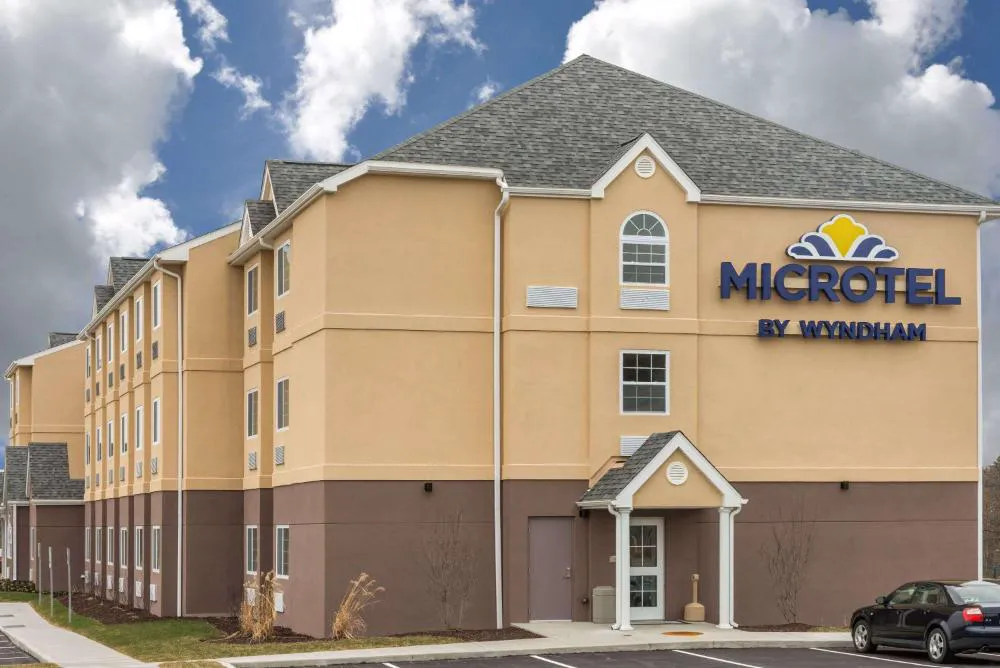 Microtel Inn & Suites By Wyndham Beaver Falls hotel hero