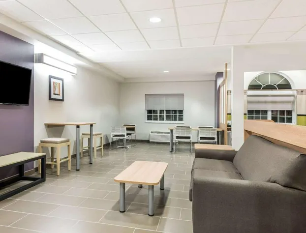 Microtel Inn & Suites By Wyndham Beaver Falls hotel detail image 2