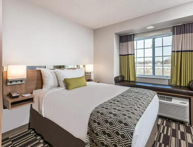 Microtel Inn & Suites By Wyndham Beaver Falls hotel detail image 4