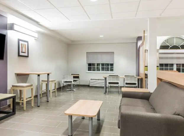 Microtel Inn & Suites By Wyndham Beaver Falls hotel detail image 3