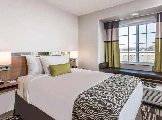 Microtel Inn & Suites By Wyndham Beaver Falls hotel detail image 4