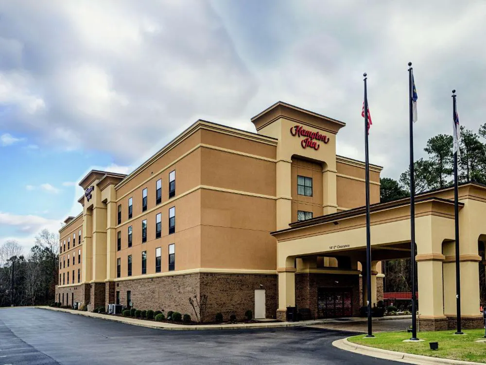 Hampton Inn Spring Lake Fayetteville hotel hero