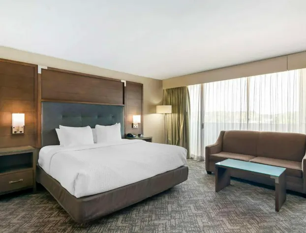 Best Western Plus Kansas City Sports Complex Hotel hotel detail image 4