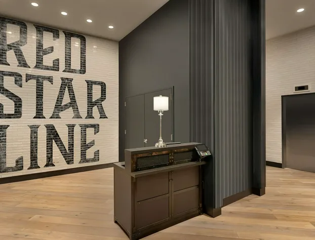 DoubleTree by Hilton New York Downtown hotel detail image 4