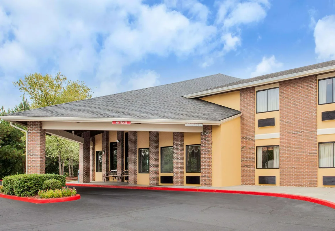 Baymont by Wyndham Smyrna hotel hero