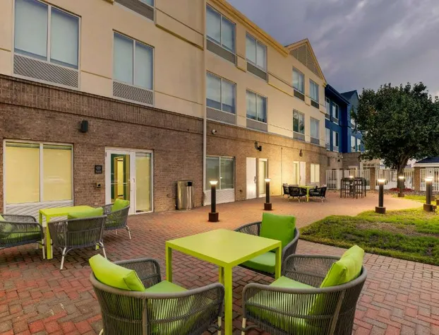 Hilton Garden Inn Fort Worth / Fossil Creek hotel detail image 1