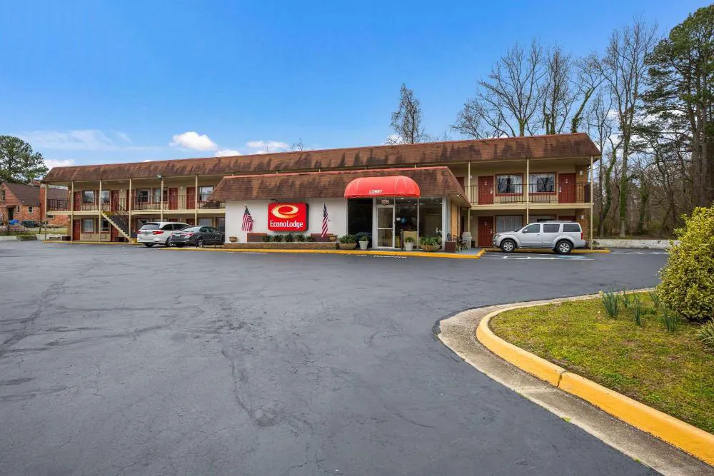 Econo Lodge Williamsburg Historic Area hotel hero