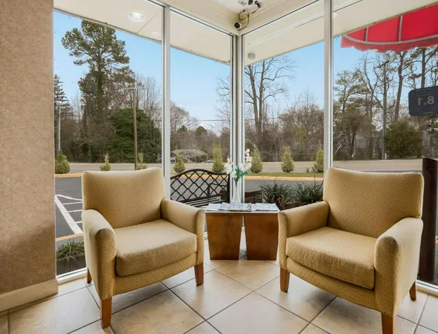 Econo Lodge Williamsburg Historic Area hotel detail image 4