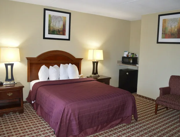 Rodeway Inn & Suites hotel detail image 3