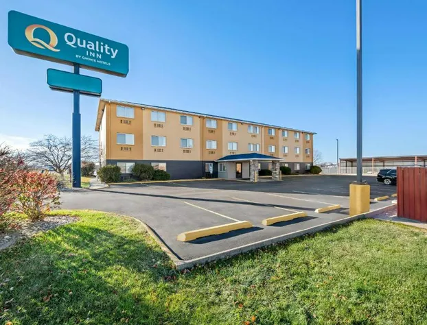 Quality Inn Dubuque on Hwy 20 hotel detail image 1