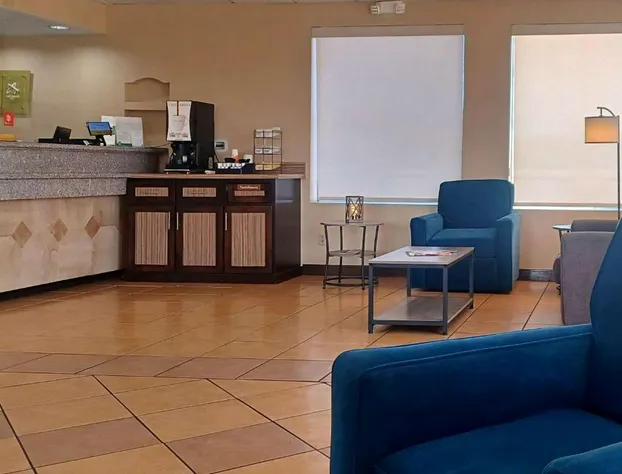 Quality Inn And Suites hotel detail image 4