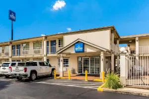 Americas Best Value Inn Bowling Green hotel hero