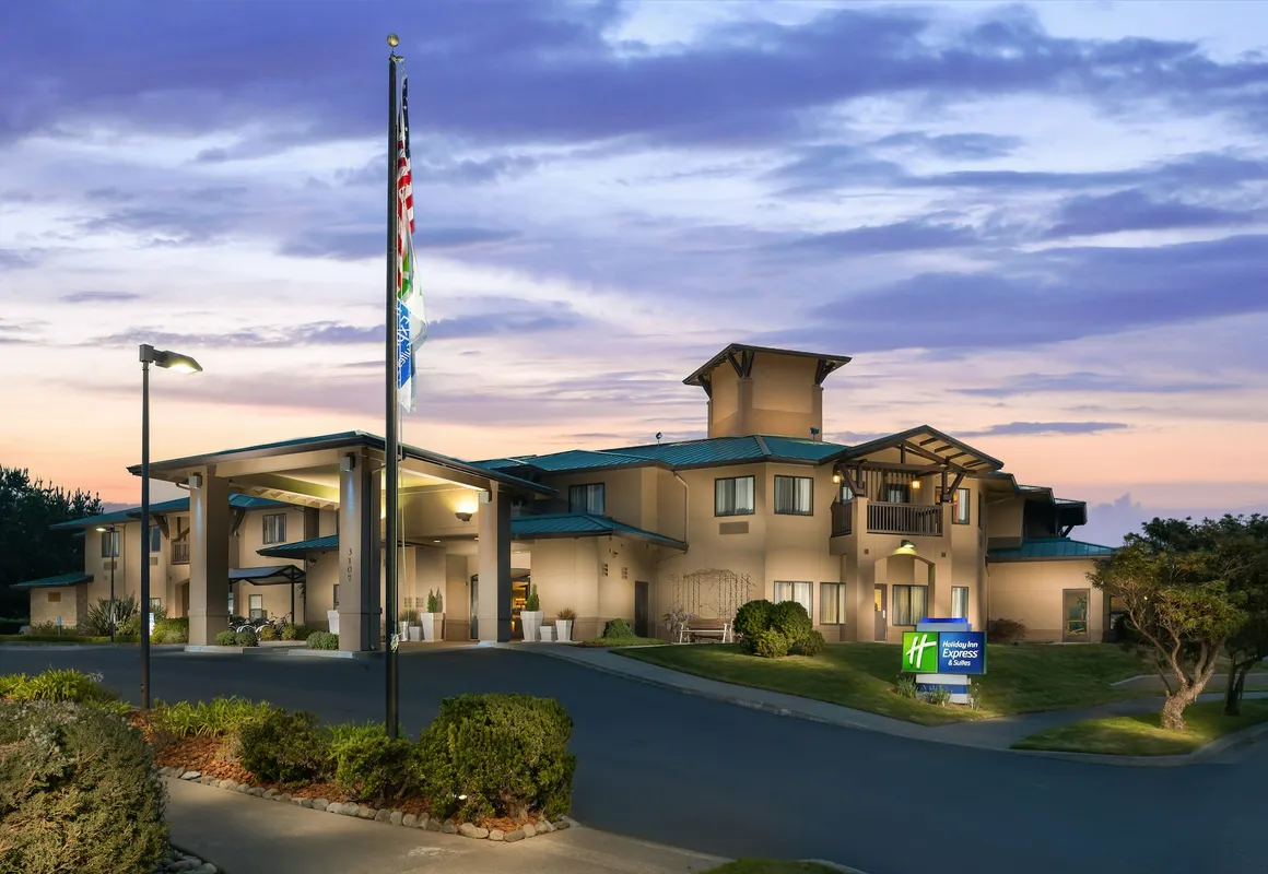 Holiday Inn Express Arcata / Eureka - Airport Area by IHG hotel hero