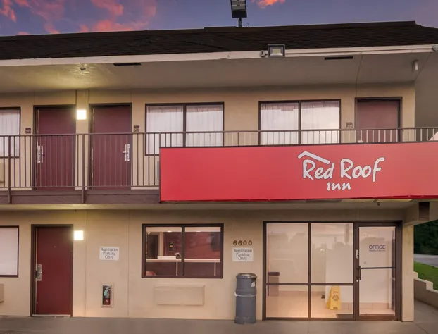 Red Roof Inn Fort Worth South hotel detail image 2