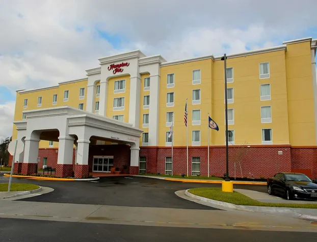 Hampton Inn Suffolk hotel detail image 1