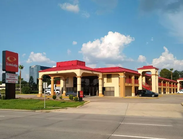 Econo Lodge Inn & Suites West - Energy Corridor hotel detail image 1