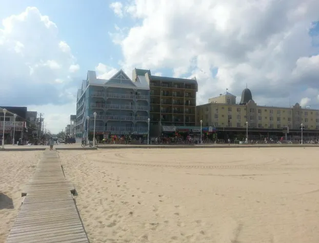 Ocean 1 Hotel and Suites hotel detail image 3