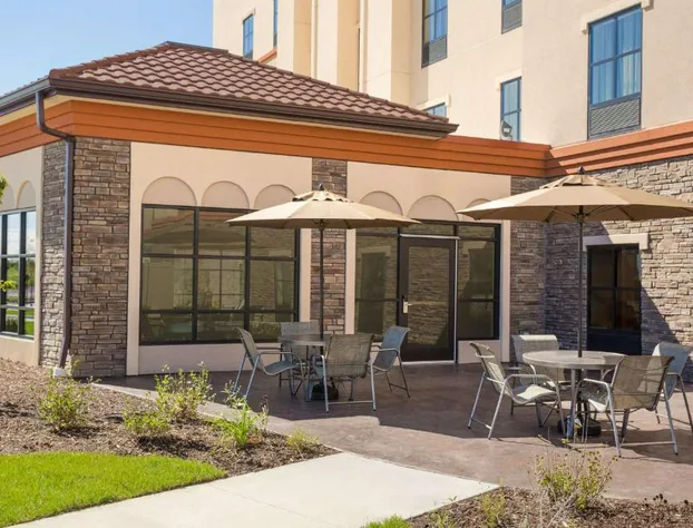 Hampton Inn & Suites West Des Moines/SW Mall Area hotel detail image 2