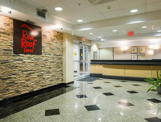 Red Roof Inn & Suites Philadelphia - Bellmawr hotel detail image 3