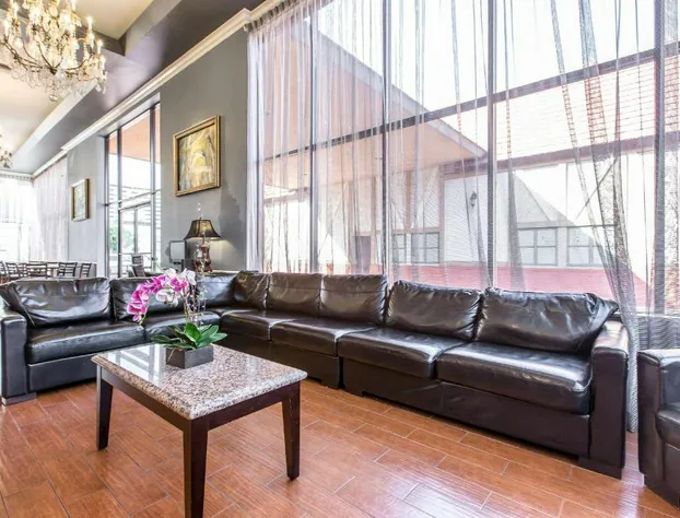 Quality Inn & Suites Bell Gardens - Los Angeles hotel detail image 4