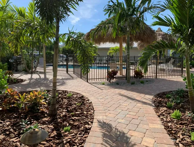 Twin Palms at Siesta hotel detail image 2