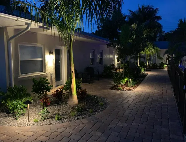 Twin Palms at Siesta hotel detail image 3