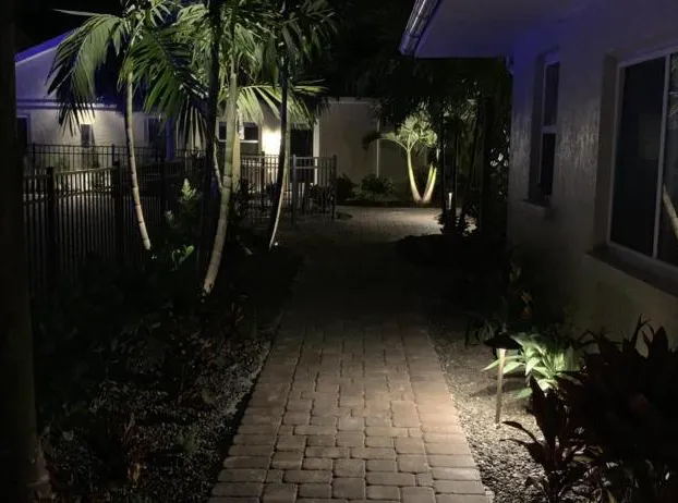 Twin Palms at Siesta hotel detail image 1