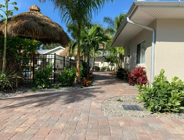 Twin Palms at Siesta hotel detail image 4