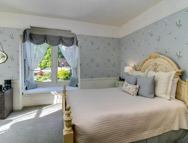 Winchester Inn hotel detail image 4