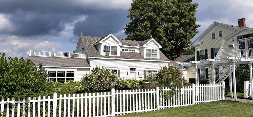 Strong House Inn hotel hero