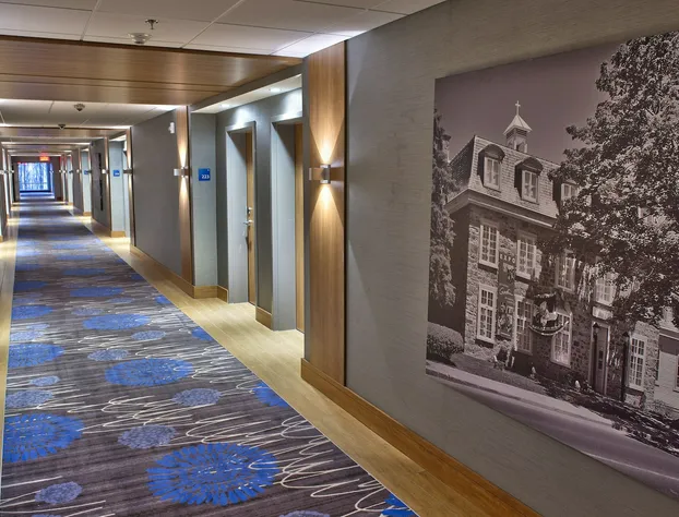 Holiday Inn Express & Suites Vaudreuil by IHG hotel detail image 4