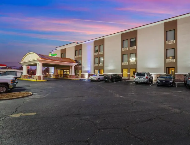 Holiday Inn Express New Albany by IHG hotel detail image 2