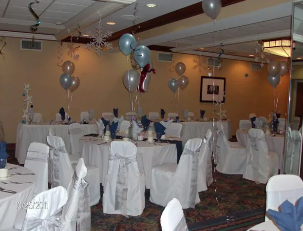 Newburgh Inn hotel detail image 2